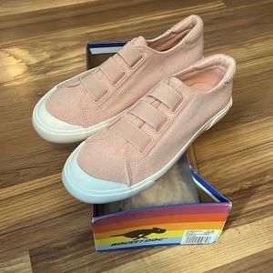 Women’s Rocket Dog Jamaica Cloud Size 10